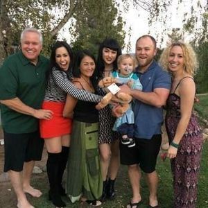 Meet your Posher, Helen